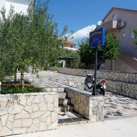Apartments Lacic Krk Town Exteriér fotografie