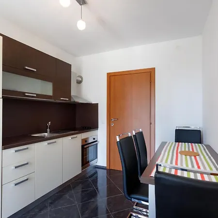 Apartments Lacic Krk Town Exteriér fotografie