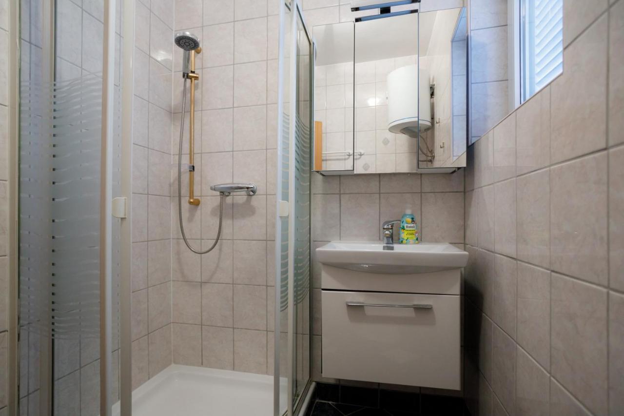 Lacic Apartment *